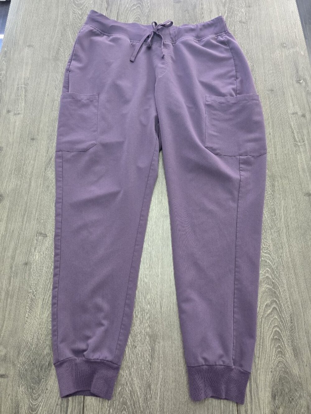 Mandala Women Purple Jogger Pants with Pockets Size Large nurse scrubs